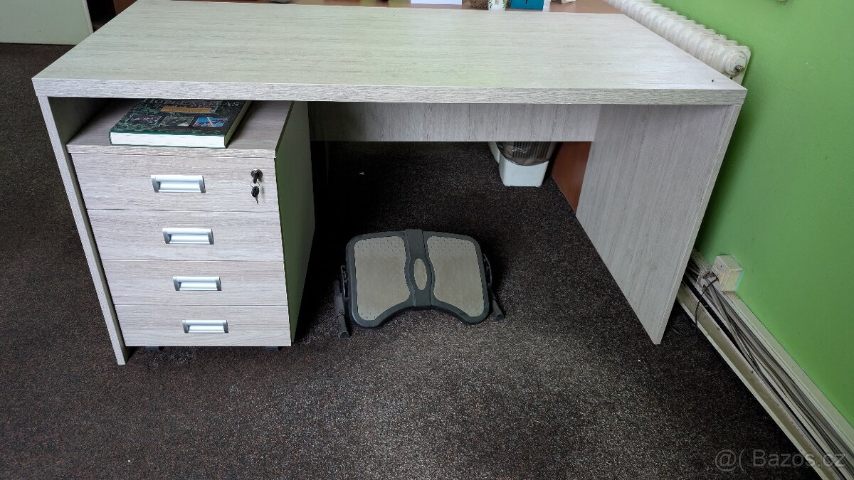 Pracovní stůl - Kvalitní dřevo - Výroba na zakázku - Nový - 2