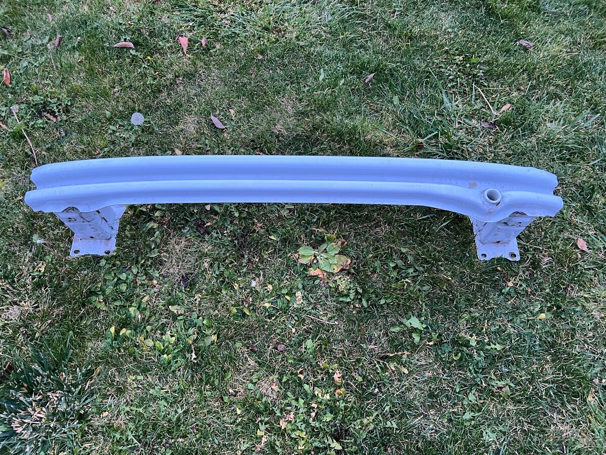 Zadní železná výztuha nárazníku pro Škoda Karoq - 2