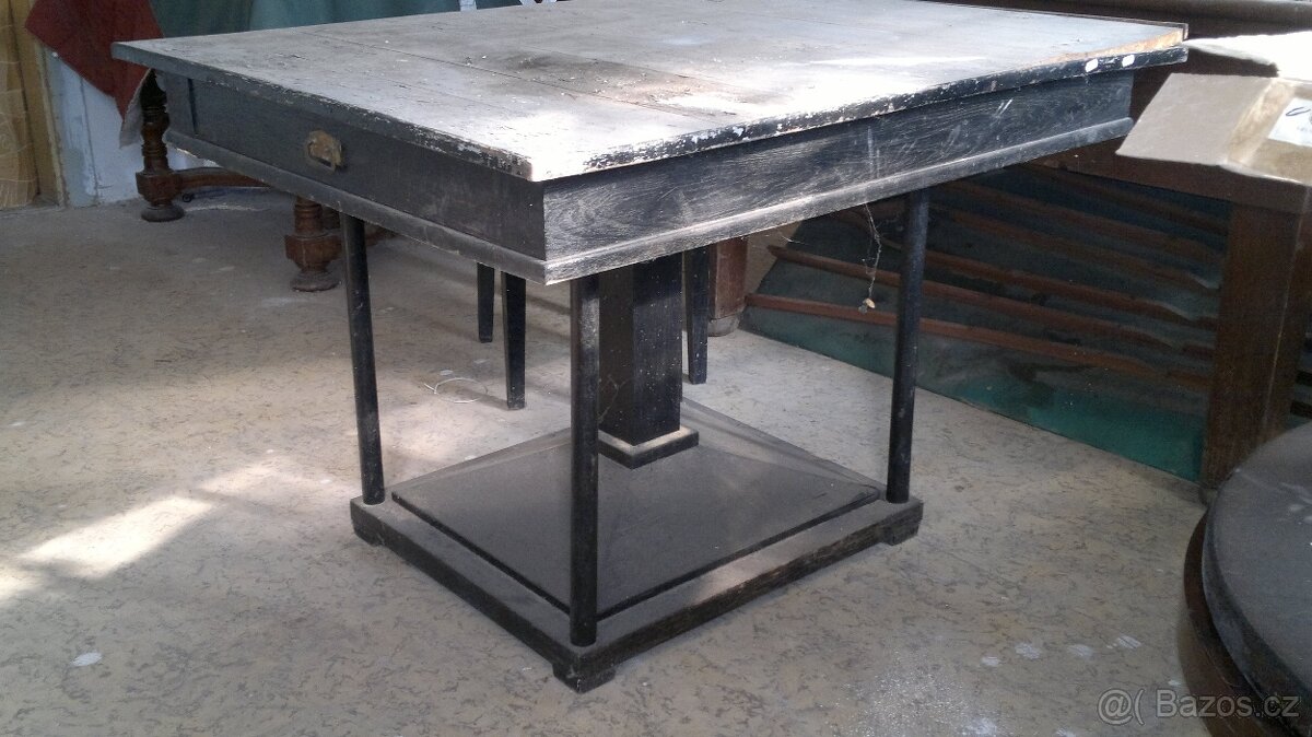 starožitný rozkládací stůl - 2