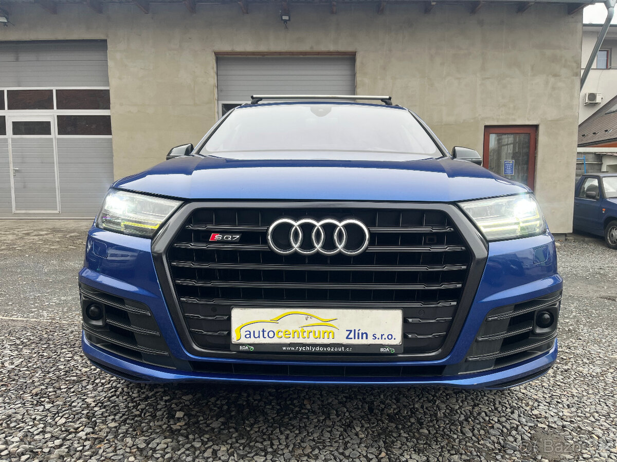 AUDI SQ7 4,0 D V8 320 Kw 7 MÍST PANORAMA - 2