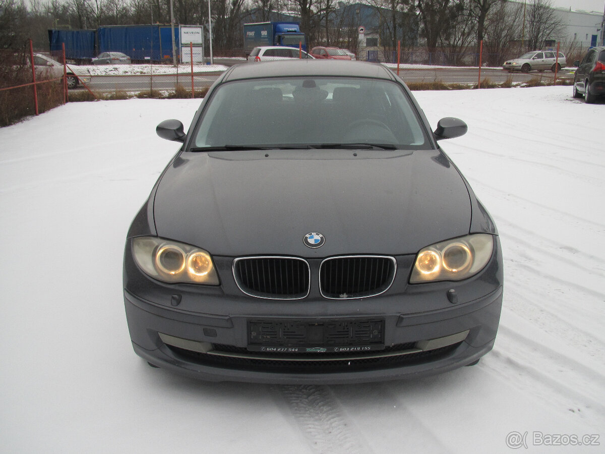 BMW Řada 1 123 D - 2