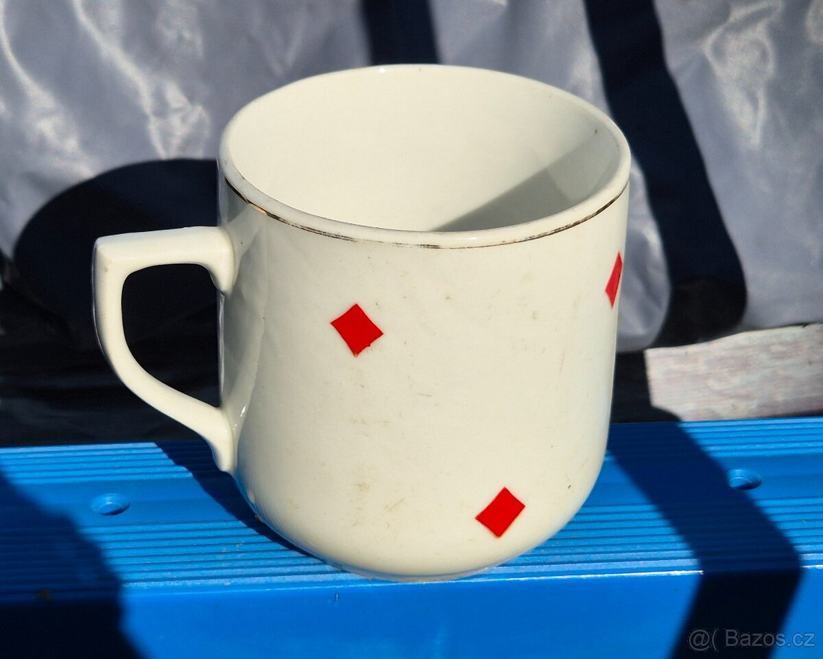 Starý porcelánový hrníček - 2