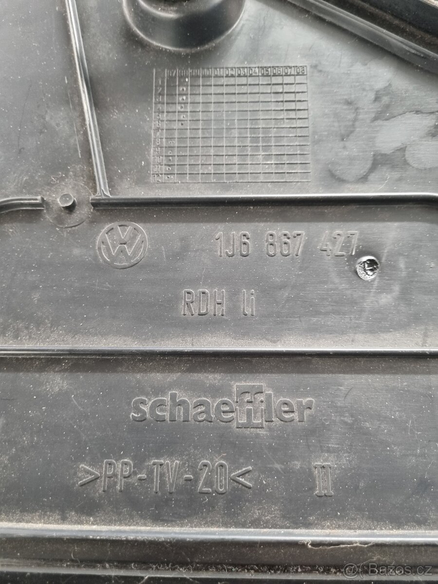 Golf 4 Hatchback kryt zavazadlového prostoru - 2