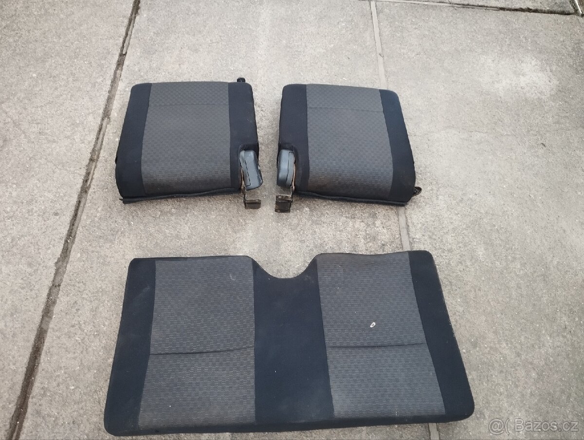 Zadní sedadla Suzuki Jimny - 2