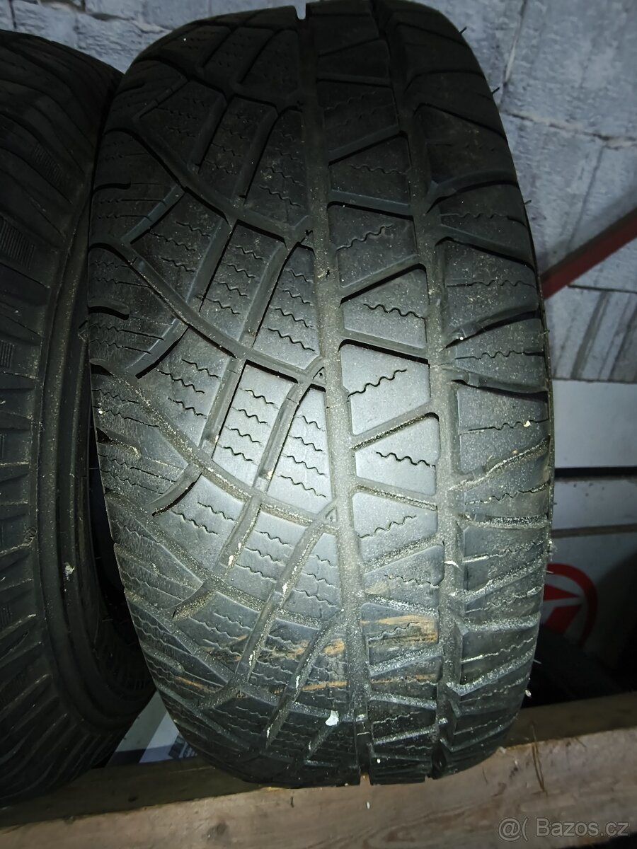 MICHELIN LATITUDE CROSS 235/65/17 - 2