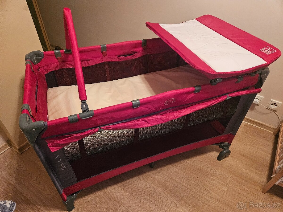 Cestovní postýlka - 2