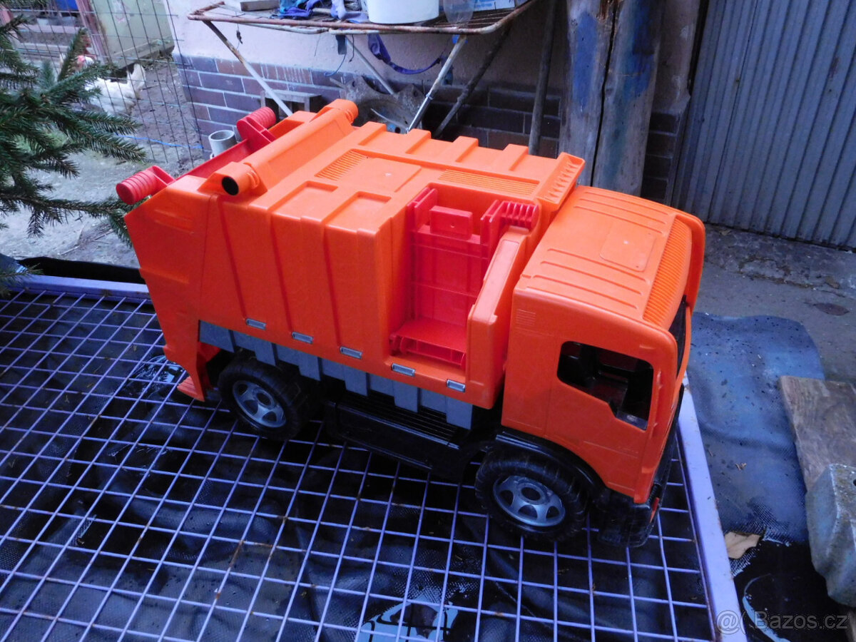 Popelářské auto. - 2