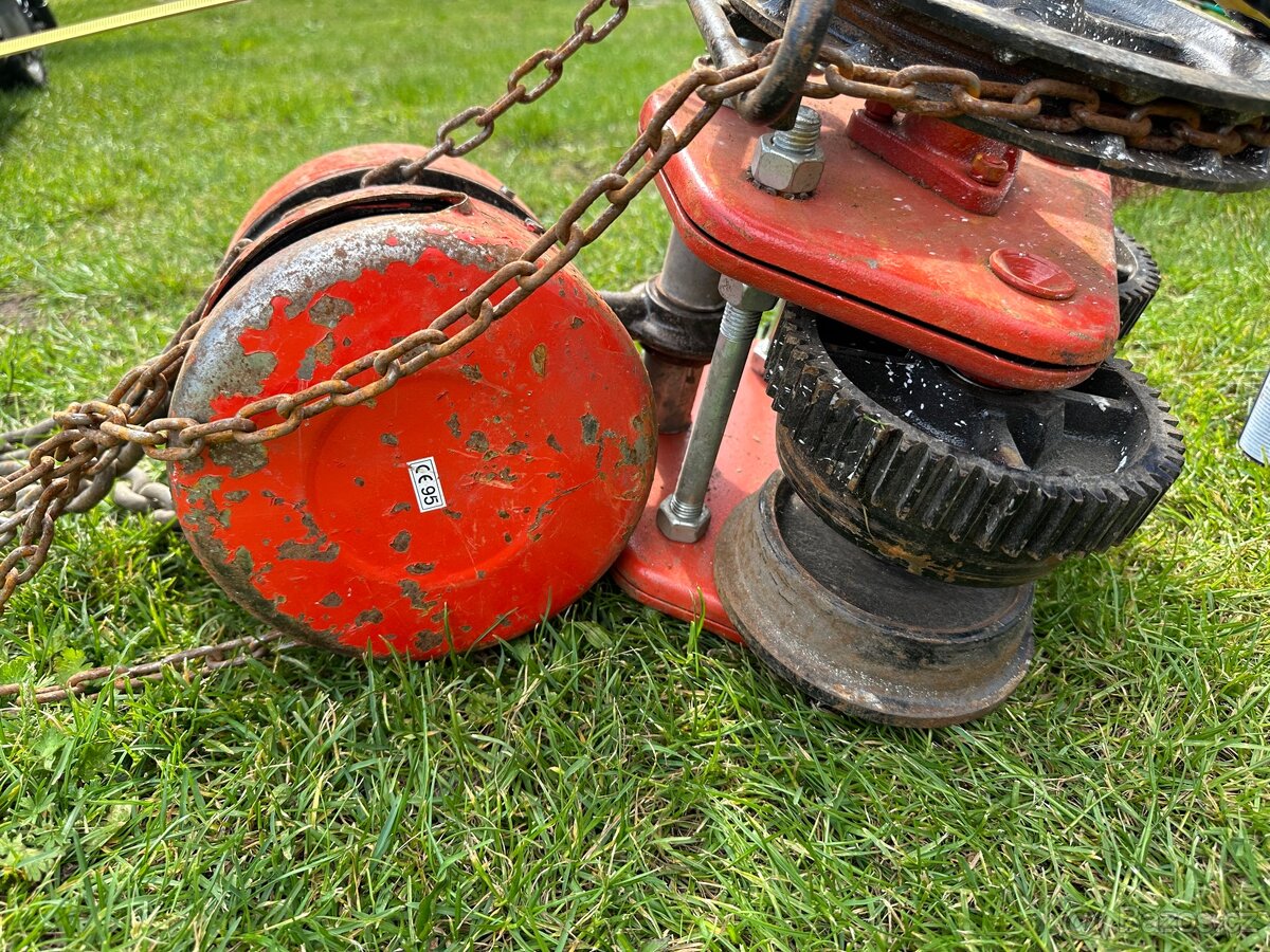 Vratek,lamacka zámkové dlažby - 2