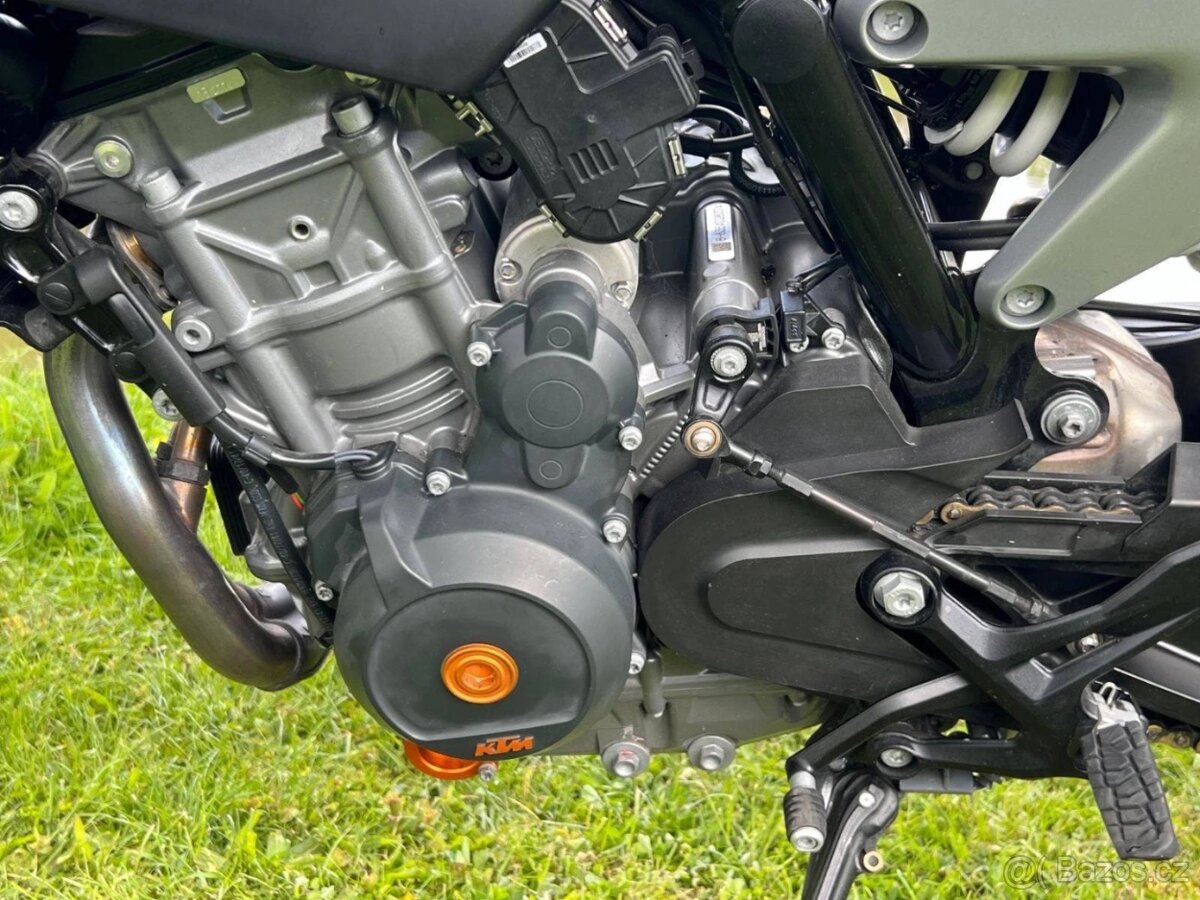 KTM 790 Duke - 2