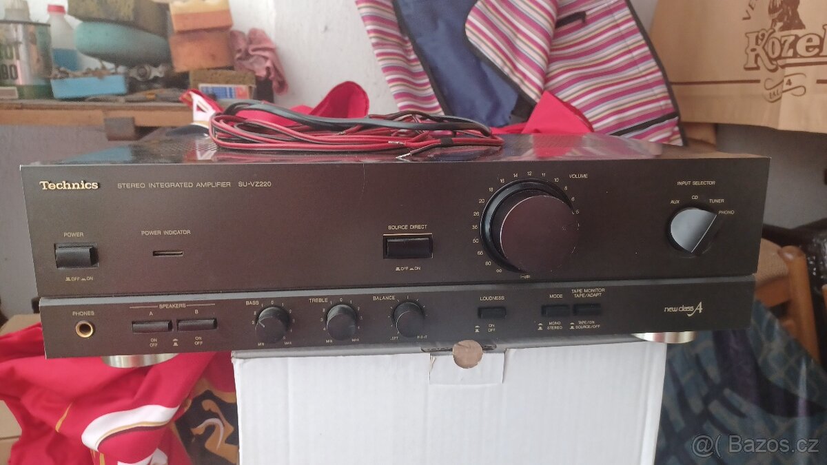 Zesilovač Technics - 2