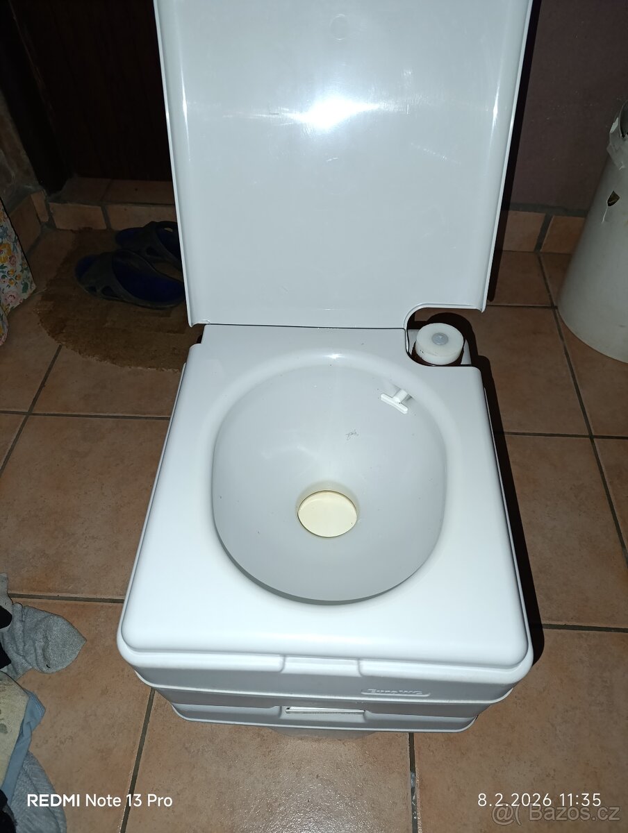 Chemická toaleta - 2