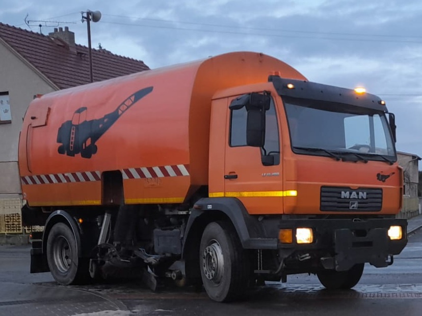Řidič/ka na zametací a kropici stroj - 2