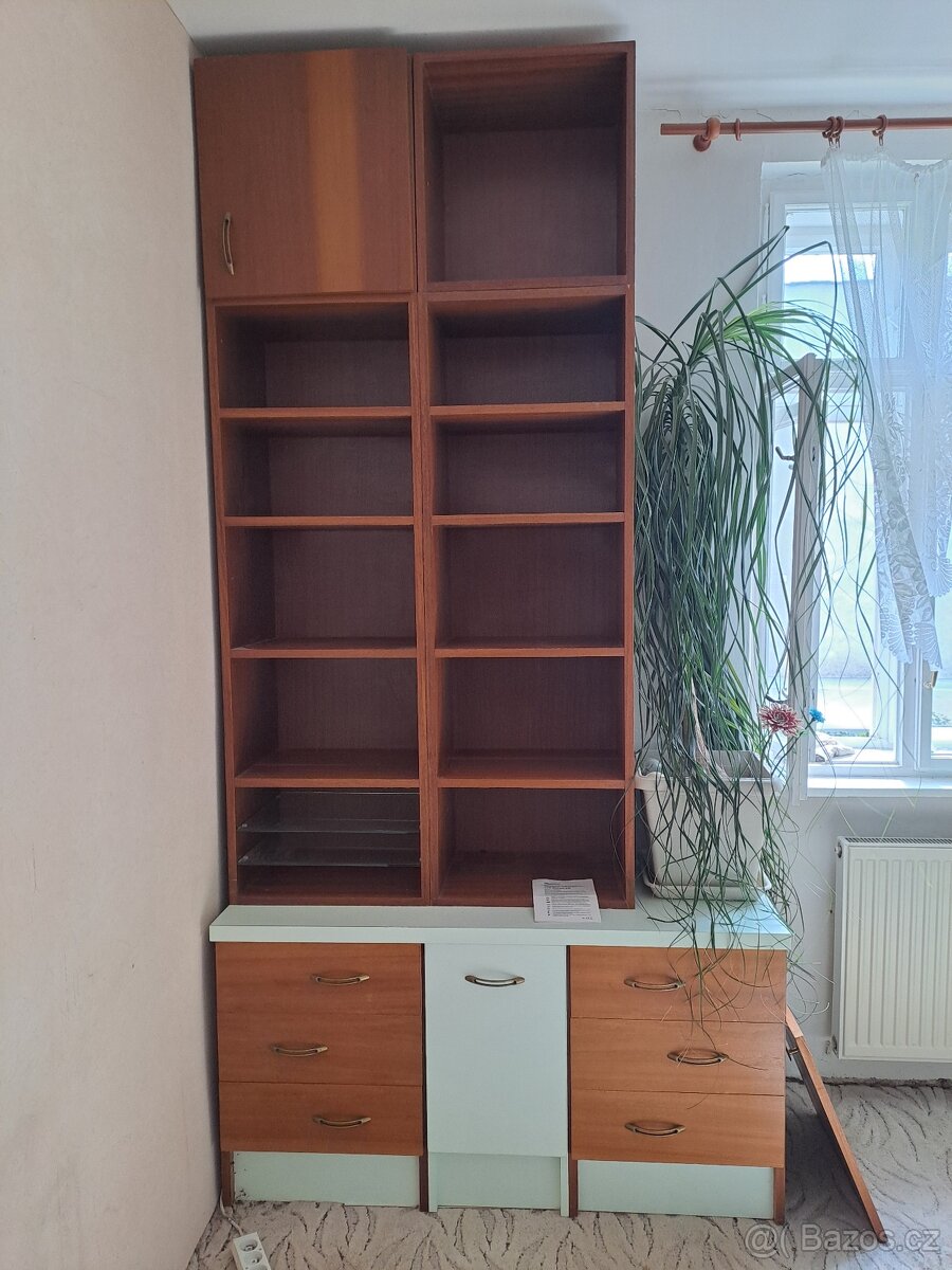 Dřevěná stěna do obývacího pokoje - 2