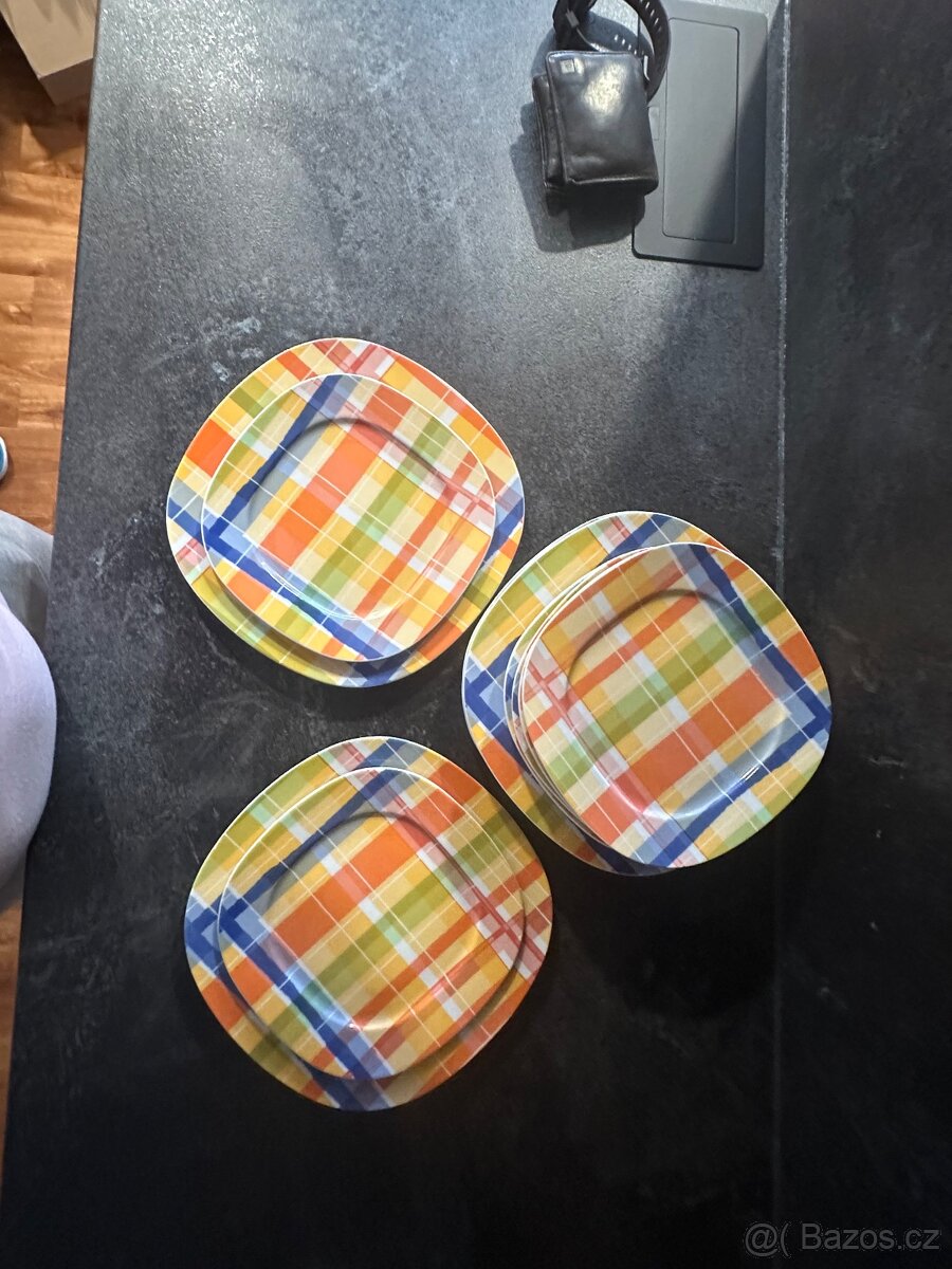 Sada 13 ks mělké a dezertní talíře Leon/ Thun - 2