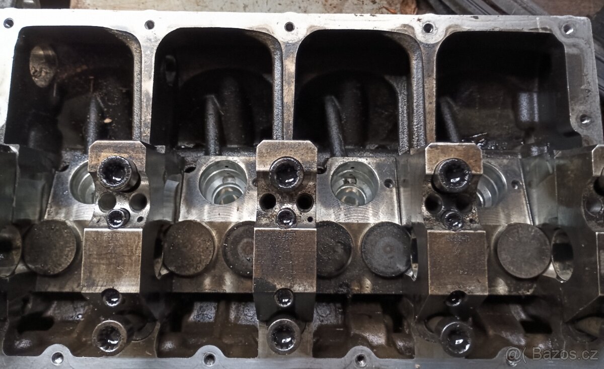 Hlava válců 1.9 TDI 77kw Bls - 2