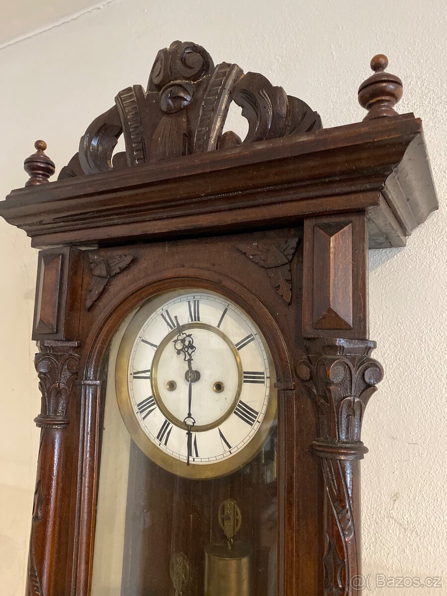 Staré dvouzávažové hodiny - 2