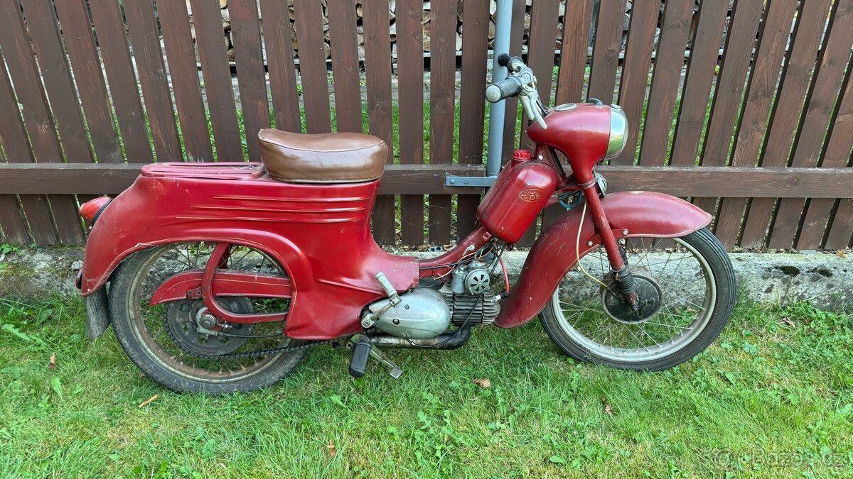 Jawa 555 – kompletní, s prsíčky a díly navíc, bez TP - 2