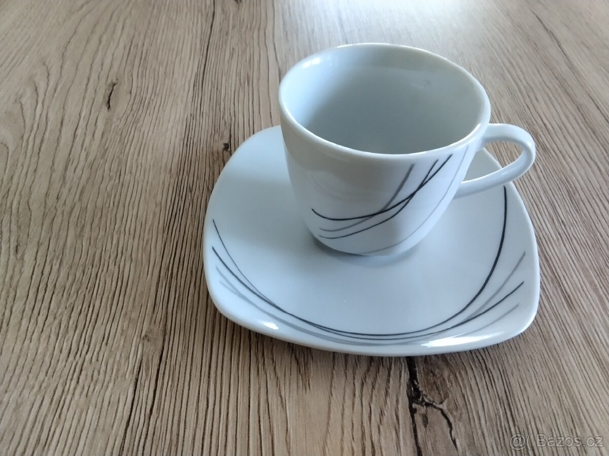 Hrnky s podšálkem - 2