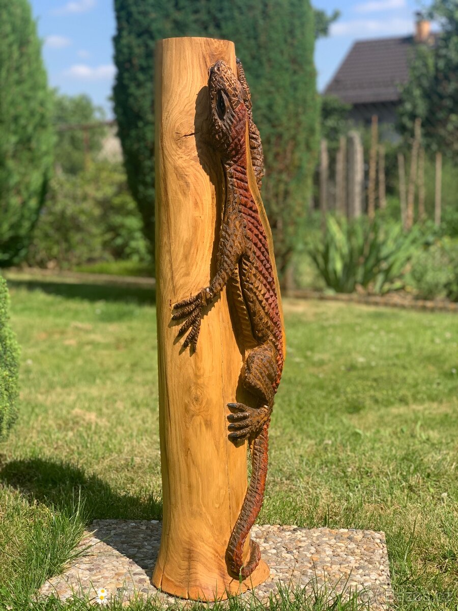 Dřevěná socha - 2