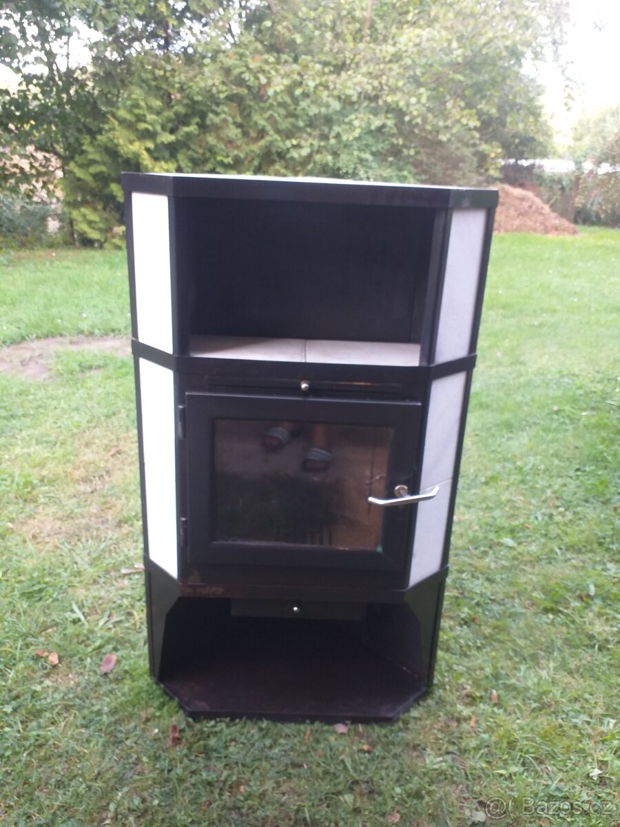 Rohová krbova kamna - 2