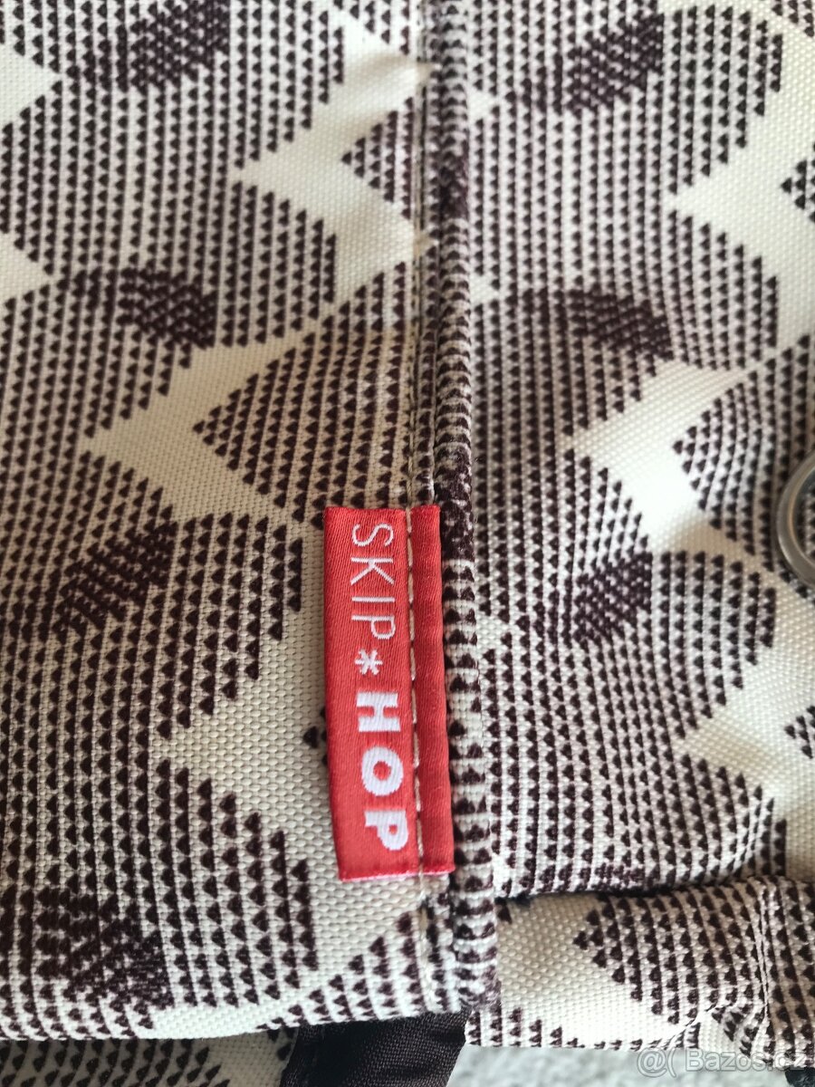 Přebalovací taška na kočárek SkipHop - 2