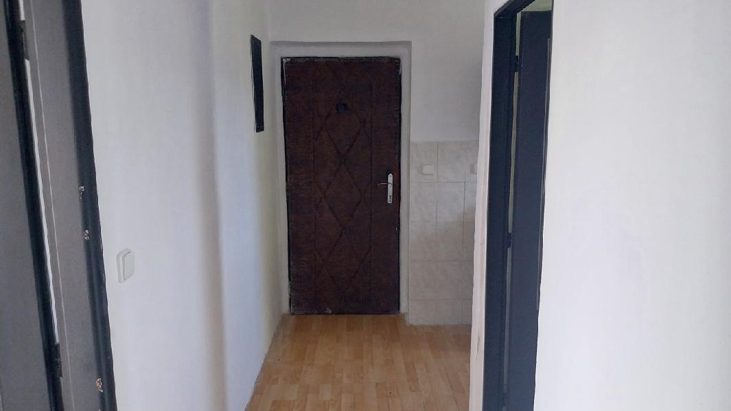 Prodej bytu 3+1 56 m², Sněhov u Malé Skály. - 2