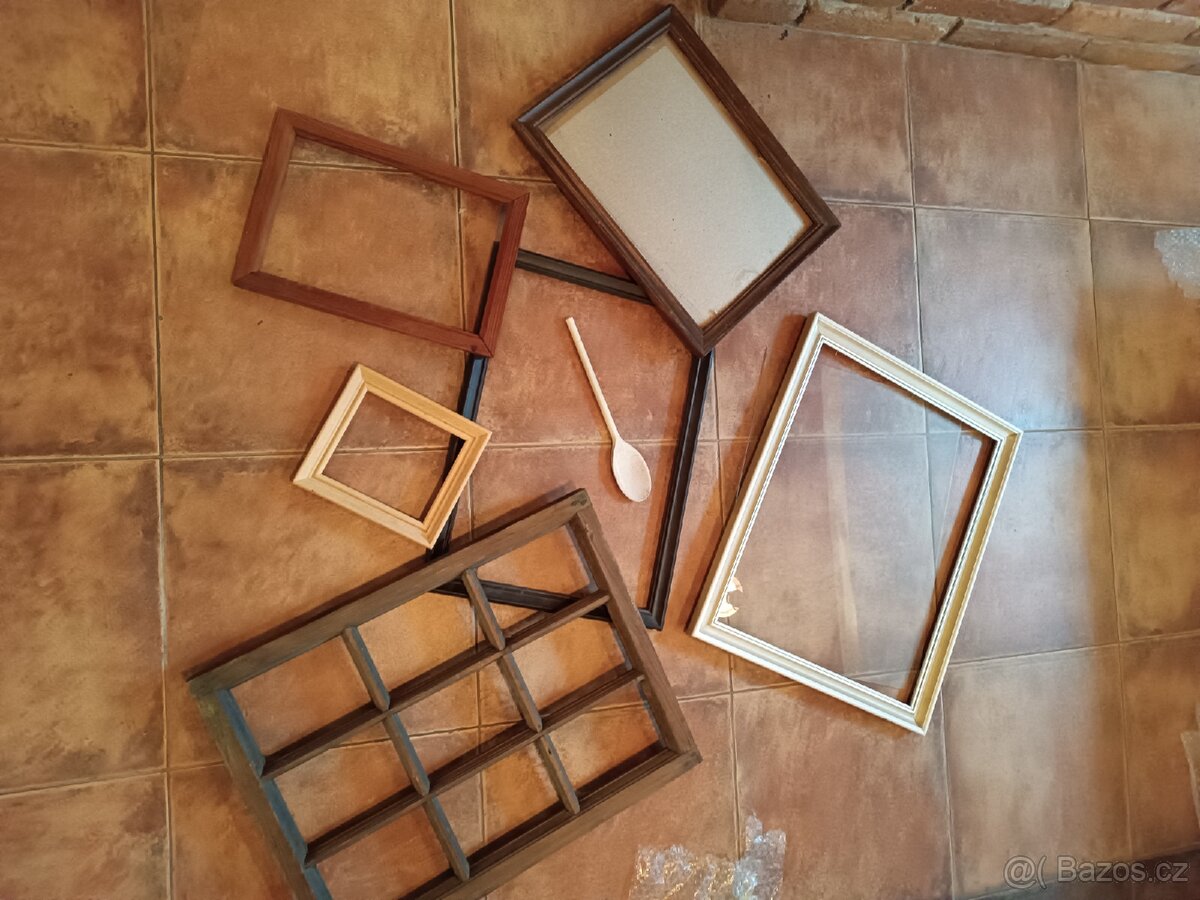 Dřevěné rámečky 6ks - 2