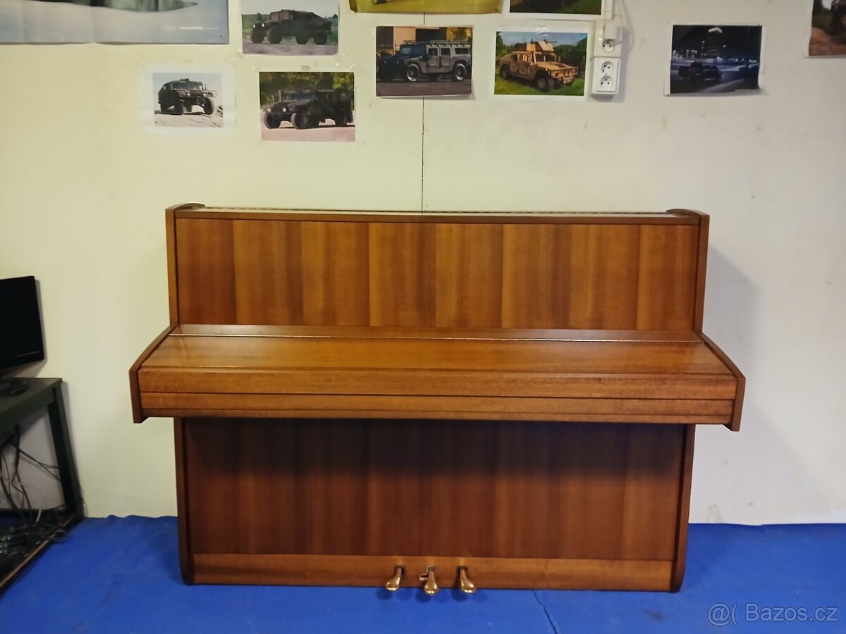 Zánovní profesionální 3 pedálové pianino zn. DIETMANN - 2