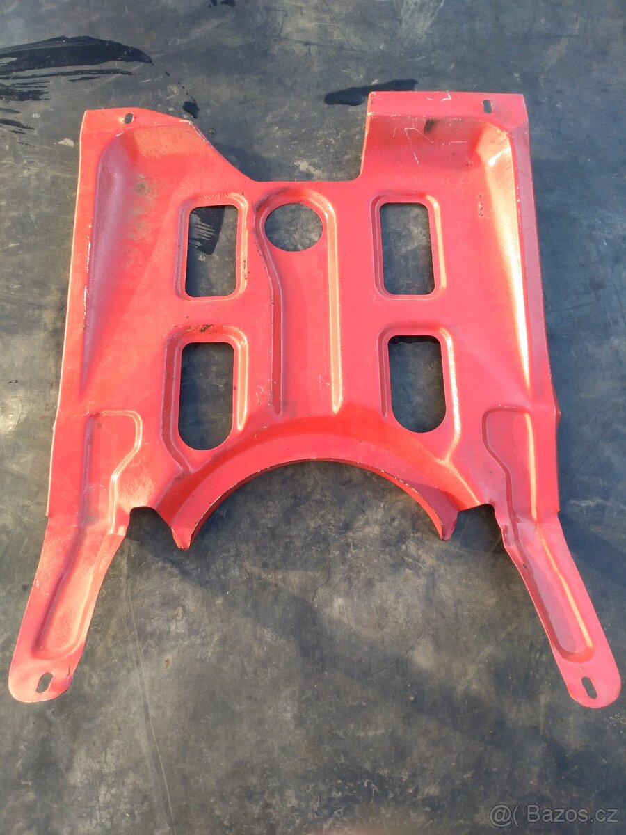 Plech pod nádrž Škoda 130, Rapid - 2