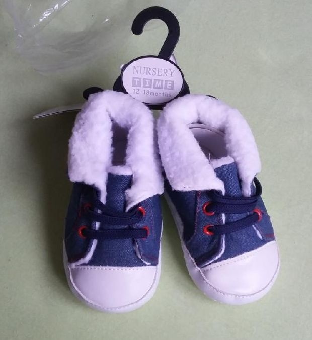 Nechodící capáčky 12 - 18 - 2