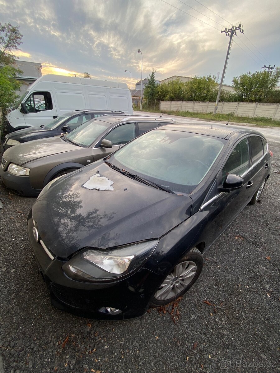 Ford Focus 2012 1.6 turbo náhradní díly - 2