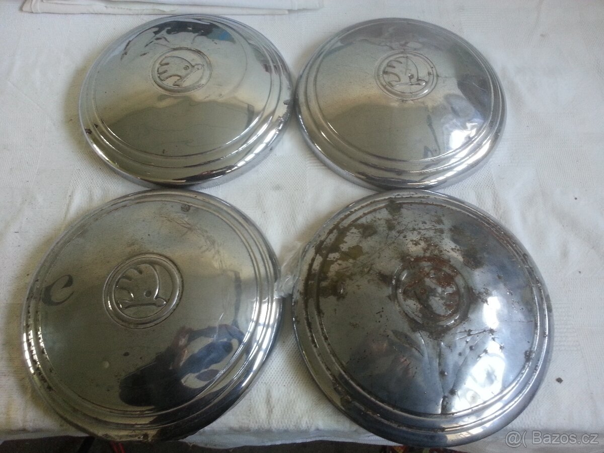 Poklice na Škoda 100l, 6ks - 2