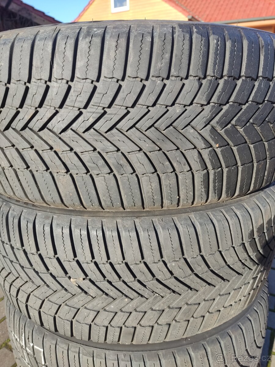 Bridgestone 205/50 R17 CELOROČNÍ - 2