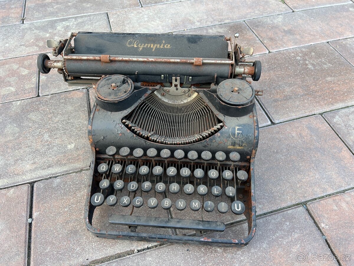 Psací stroj Olympia - 2