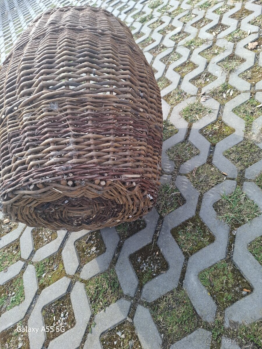 Proutěný koš - 2