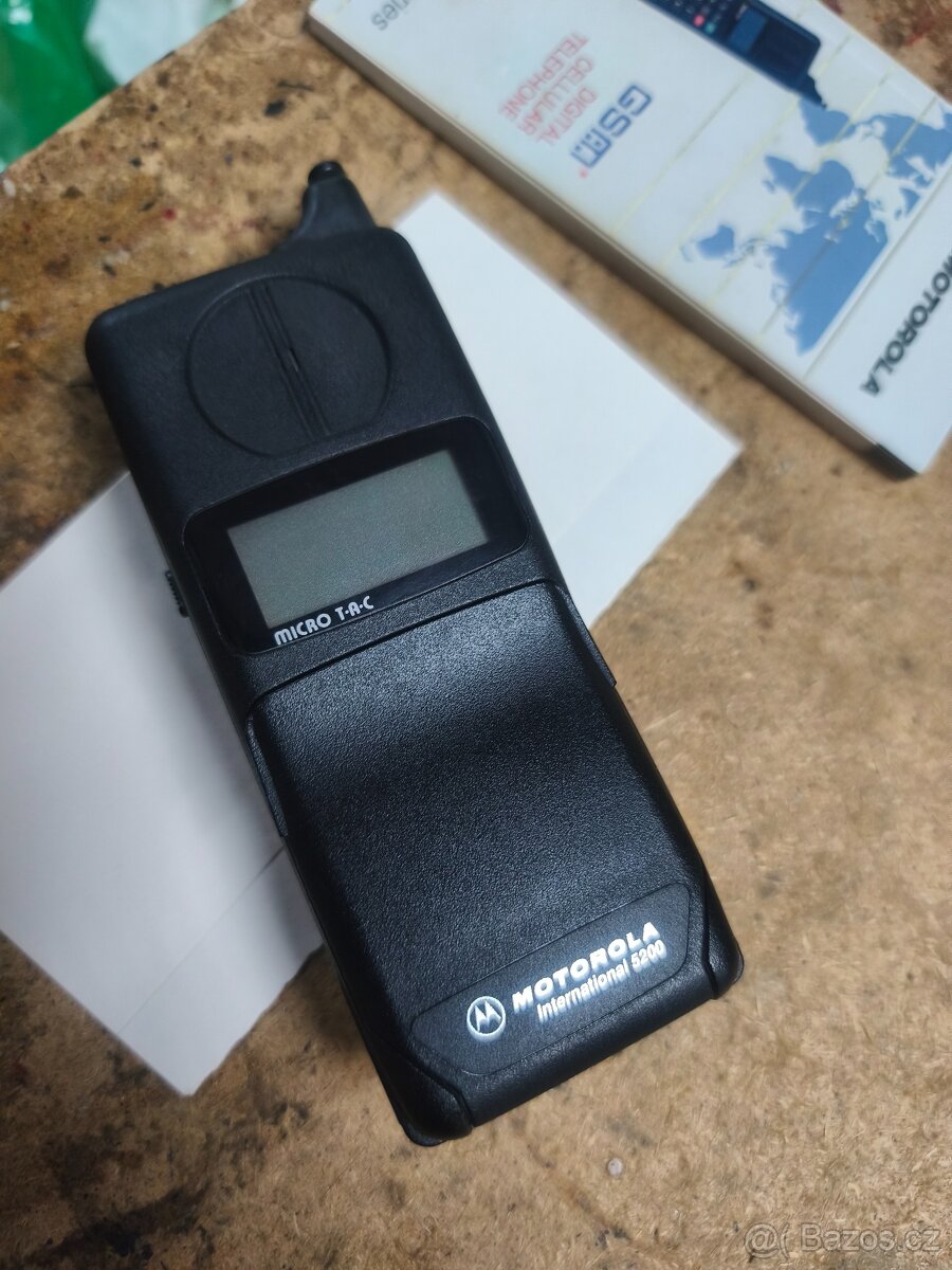 Motorola micro T-A-C - 2
