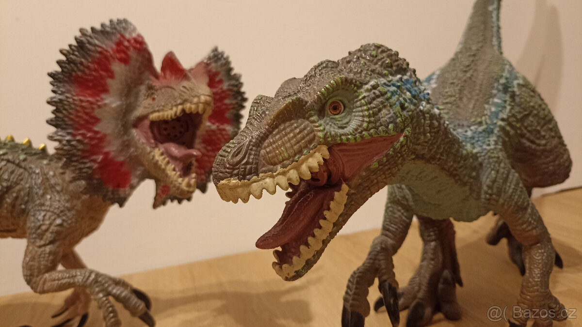 Luxusní, velcí dinosauři. - 2