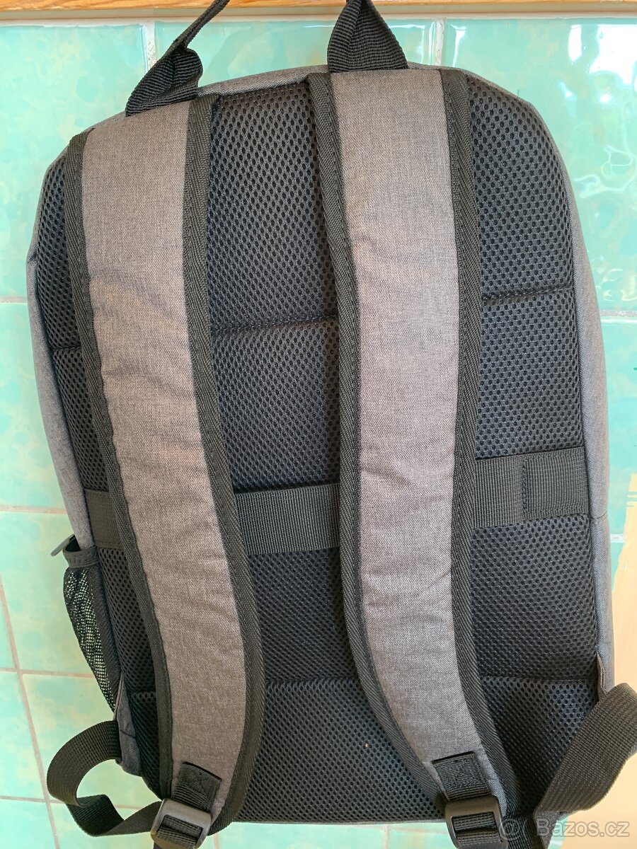 Novy batoh na notebook - 2