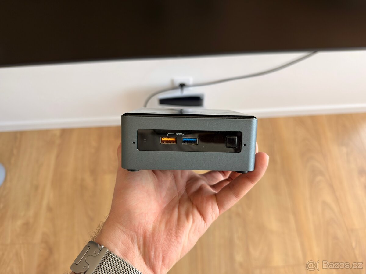Intel NUC 7 (8GB RAM, 128GB SSD) - 2