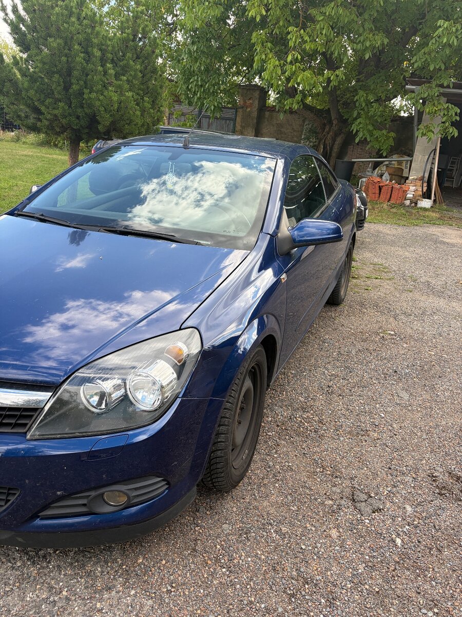 Prodej Opel Astra H twintop - 2