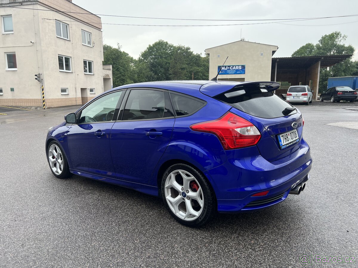 Ford Focus ST 250 - 2