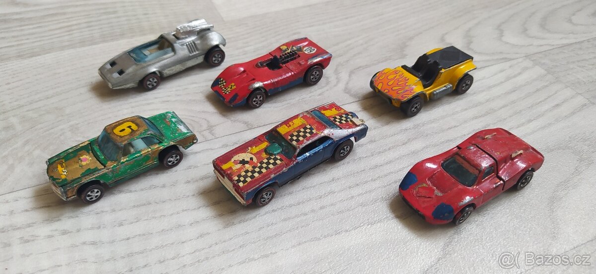 autíčka - angličáky Hot Wheels - 2