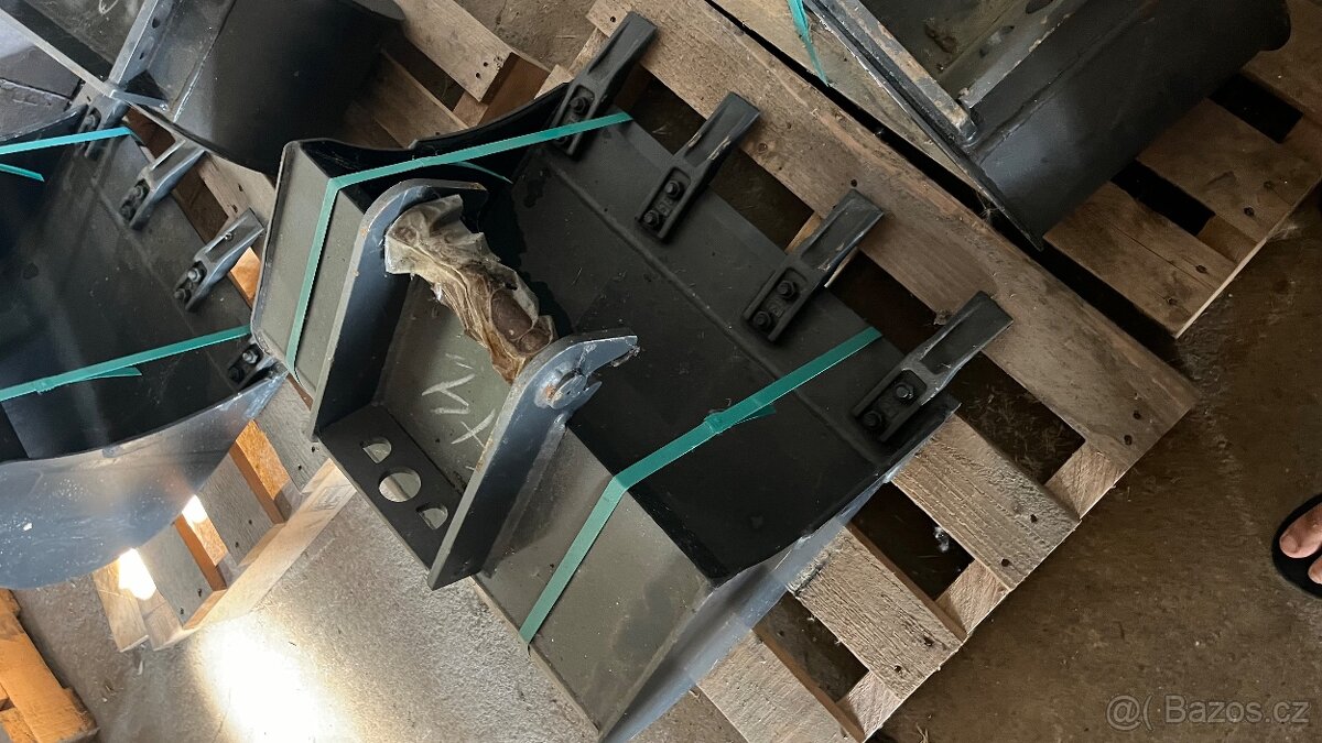 Podkopová lžíce na bagr 600mm MS 01 - 2