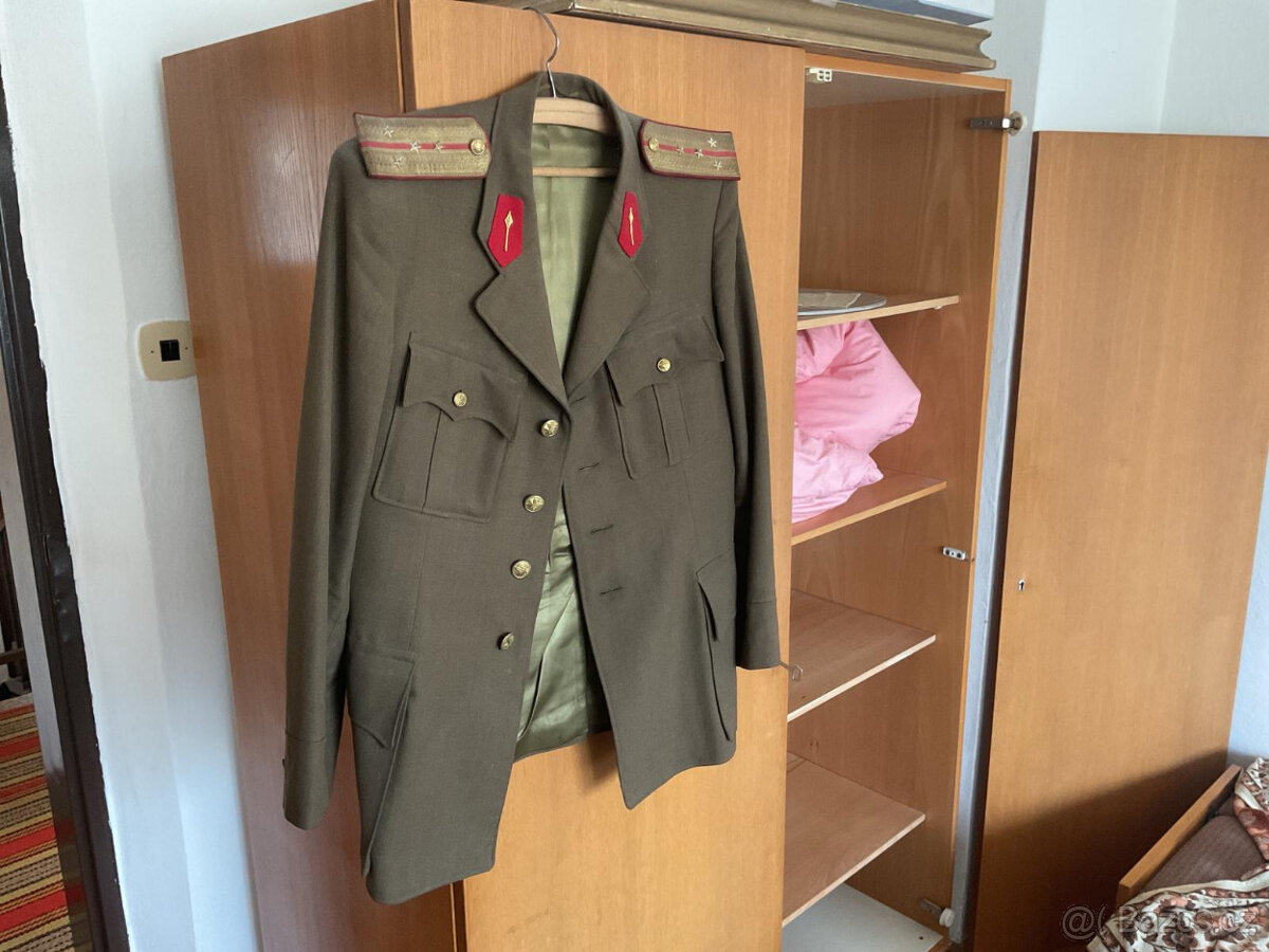 uniforma důstojníka z 50 let - 2