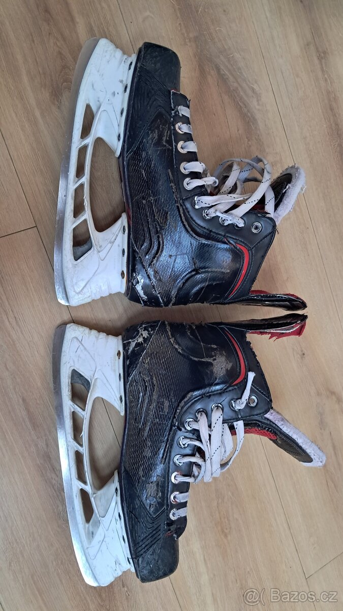 Bauer Vapor x600 vel.44 - 2