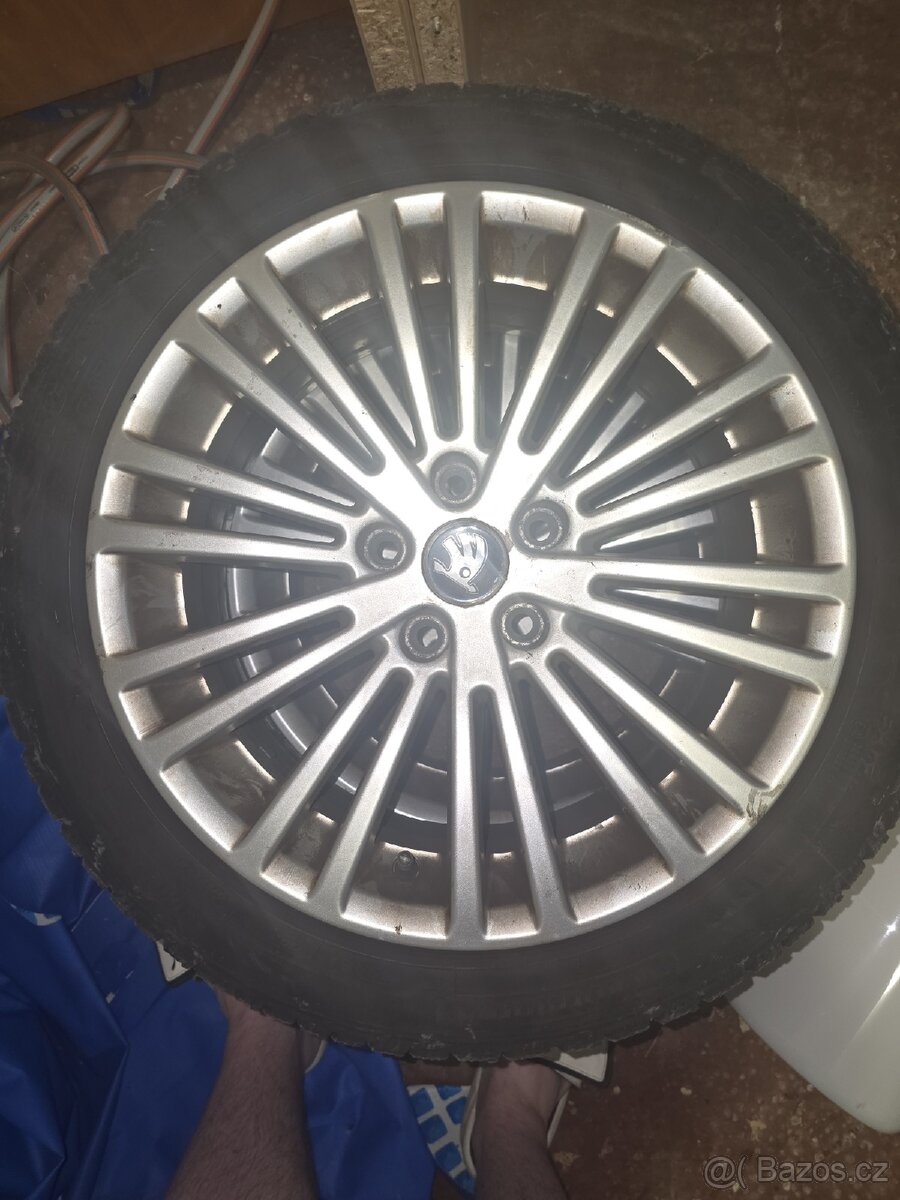 Prodám ALU kola 225/45R17 5x112- Zimní pneu - 2