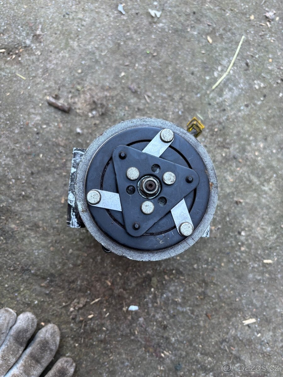 Citroen Xsara Picaso díly - 2