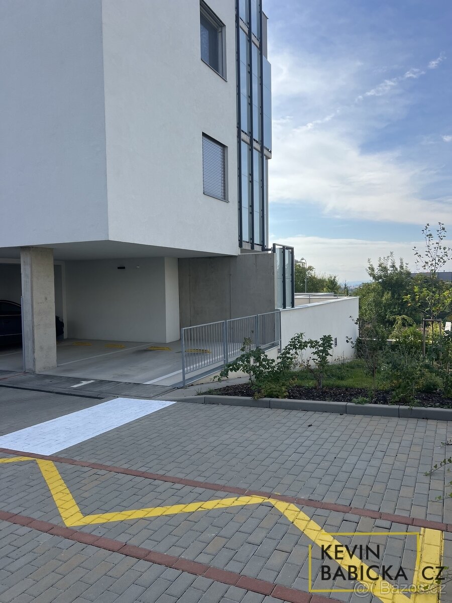 Prodej parkovacího stání 16 m², ul. Kumpoštova, Brno-Sadová - 2