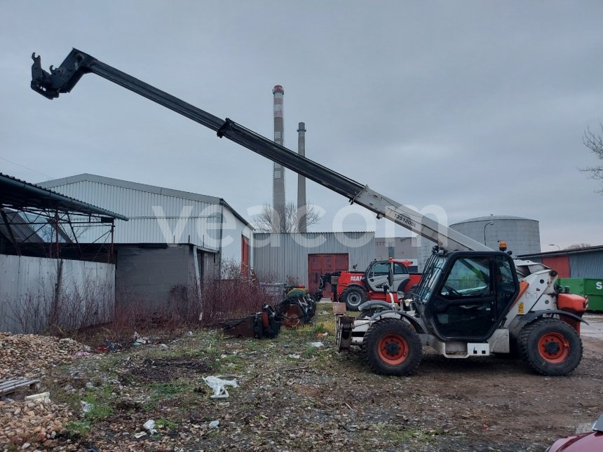 Bobcat T35 teleskopický manipulátor - 2