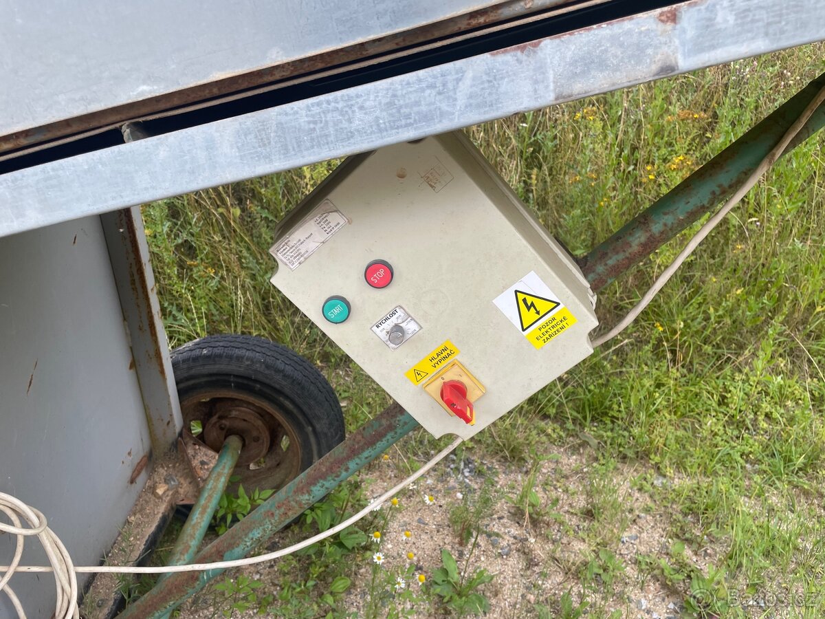 Kátrovačka - Vibrační třídička 400V s dopravníkovým pásem - 2